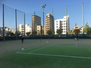 堀川高等学校テニスグランド−２